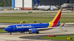 Southwest Airlines Boeing 737-8H4(WL) N8564Z