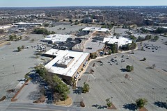 Aerial view of Lakeforest Mall [03]