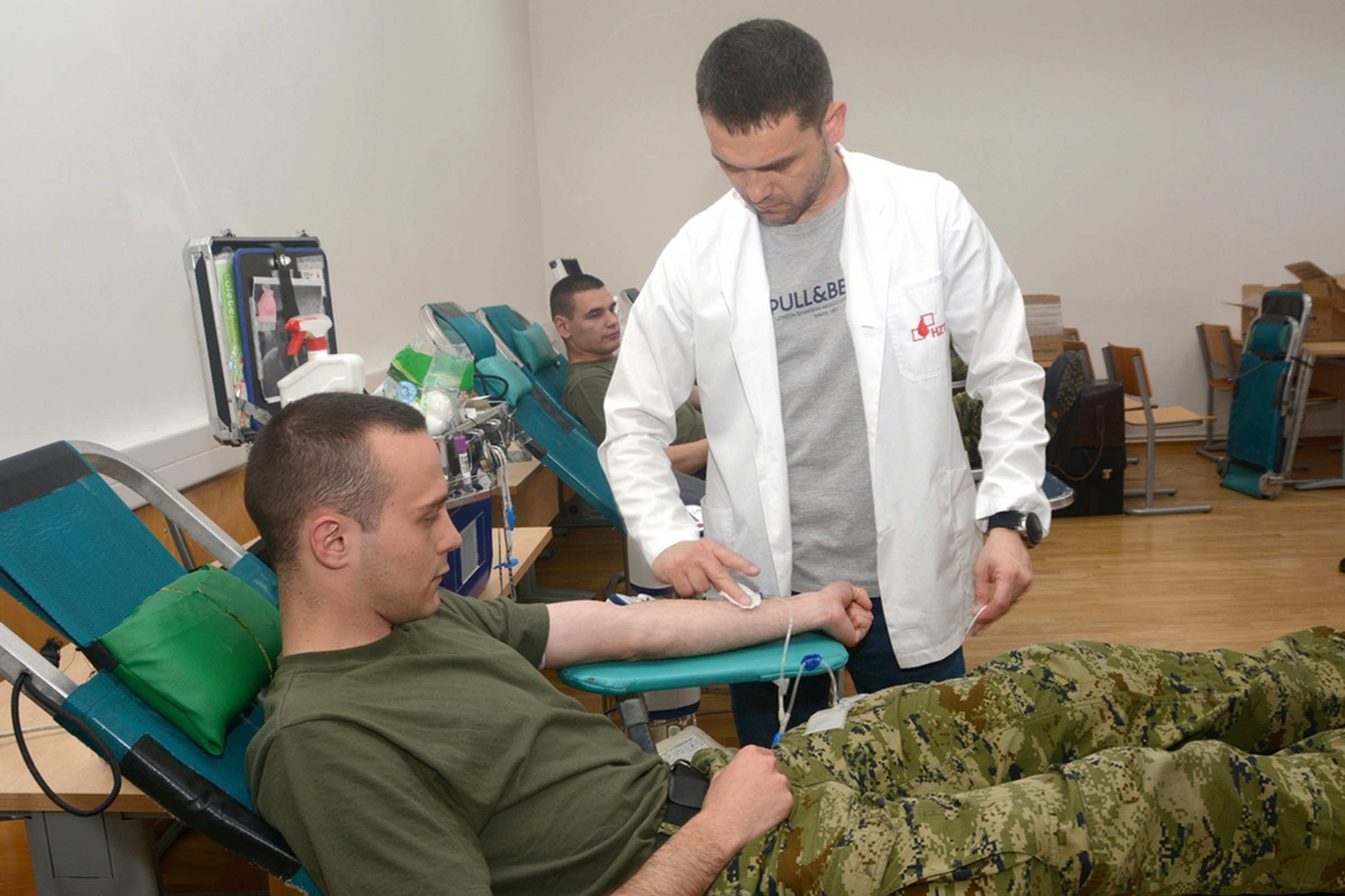 Dobrovoljno darivanje krvi na Hrvatskom vojnom učilištu 'Dr. Franjo Tuđman'