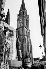 33k Chartres restoration