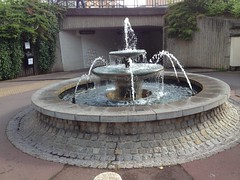 fontaine en cascade (NOGENT-SUR-MARNE,FR94)