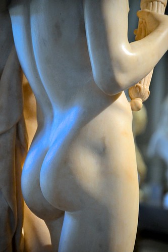 George Rennie (1801 or 1802-1860) - Cupid Rekindling the Torch of Hymen (c 1831) - detail of Hymen's back, buttocks, right arm and torch (Victoria & Albert Museum, London, May 2022)