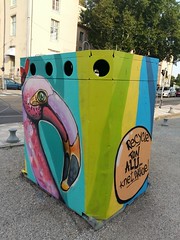 conteneur pour recyclage de canettes; avenue Léon Blum (BAGNOLS-SUR-CÈZE,FR30) - Photo of Saint-Pons-la-Calm