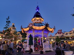 Town Square, Parc Disneyland, Chessy, France - Photo of Charny