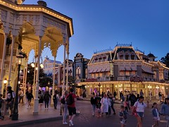 Main Street, Parc Disneyland, Chessy, France - Photo of Carnetin