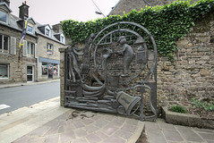 Portail de la fonderie Cornille-Havard - Photo of Le Mesnil-Garnier