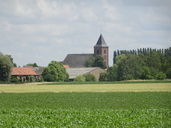 Rumes, l-église St Pierre - Photo of Maulde