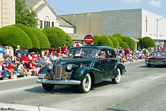1940 Cadillac, Arlington July 4 Parade, 2001