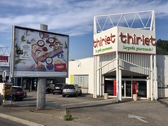 magasin de surgelet Thiriet; zone commerciale du Coudoulet (ORANGE,FR84) - Photo of Sarrians