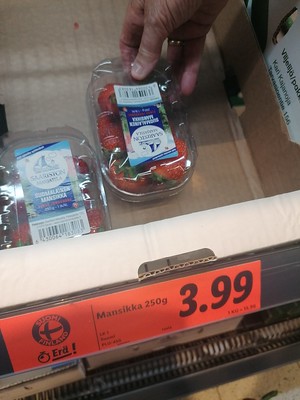 Aardbeien zijn duur hier