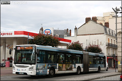 Iveco Bus Urbanway 18 – STCL (Société de Transports en Commun de Limoges Métropole) / TCL (Transports en Commun de Limoges) n°664 - Photo of Aureil