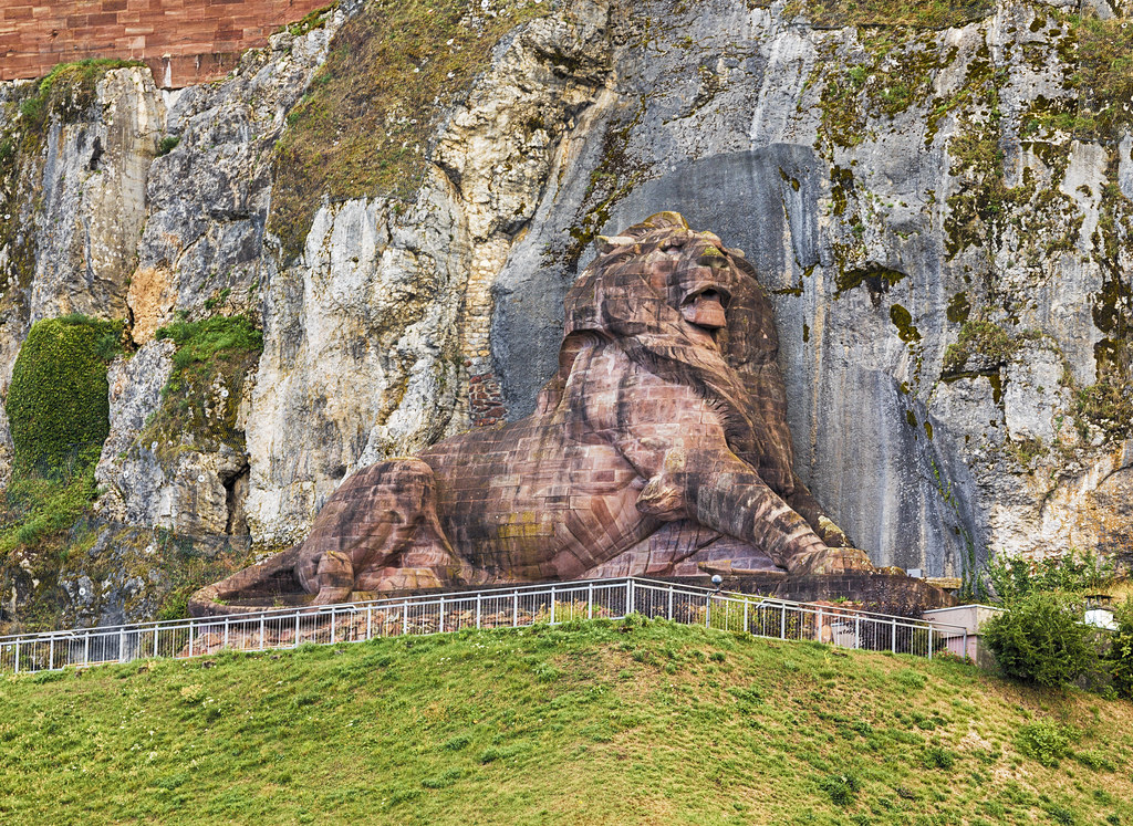 Le colossal Lion de Bartholdi près de Belfort, France