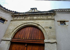 Archway to Marianist Sisters Community: Rue des Augustins, Agen