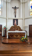 Chapel Altar: Hermitage of Marie Thérèse de Lamourous, Le Pian-Médoc - Photo of Saint-Louis-de-Montferrand