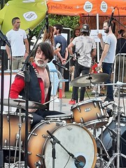 Drummer - Photo of Saint-Juéry