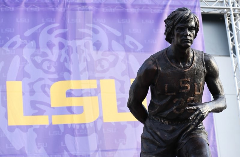 Maravich statue unveiling at LSU by Jonathan Mailhes (3)