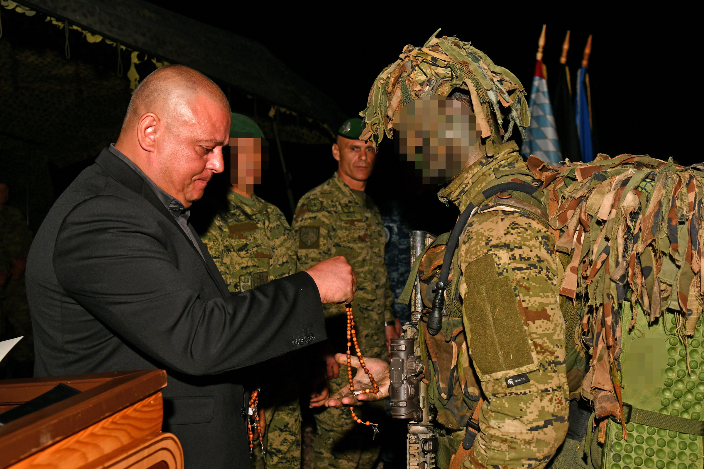 Svečana prisega commandosa u vojarni u Udbini