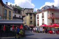 Seix et son château (Ariège)