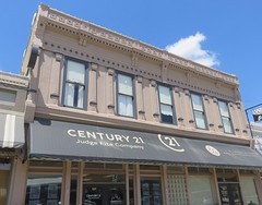 Commercial Storefront Building (Midlothian, Texas)