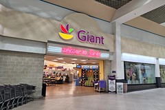 Giant Food at Beltway Plaza