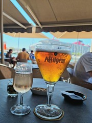 Portside refreshments at Toulon