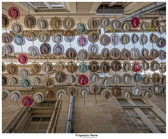 Thousand hats - Photo of Villeneuve-lès-Avignon