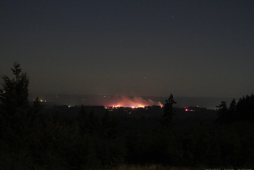 Wildfire in Milo McIver State Park, as seen from our Deck    MG 3285