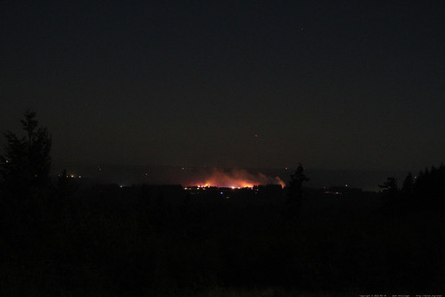 Wildfire in Milo McIver State Park, as seen from our Deck    MG 3286