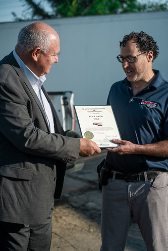 Mayor Scarpitti visit to Standard Auto Wreckers