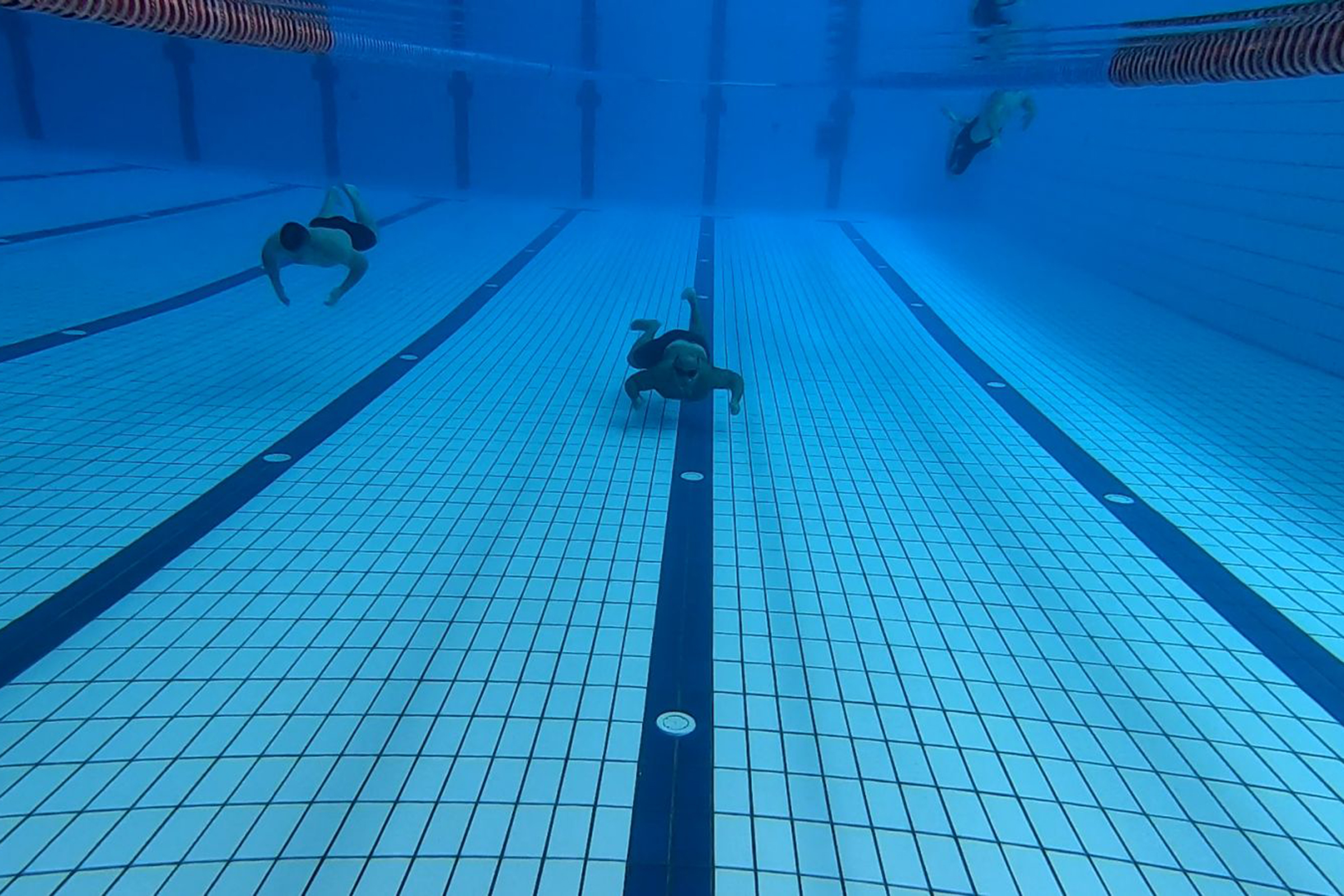 2. Oklopno-mehanizirana bojna Pume provela natjecanje u plivanju