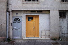Doors at La Rochelle - Photo of Clavette
