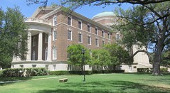 Dallas Hall of Southern Methodist University (University Park, Texas)