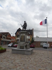 Arleux.- Le monument aux Morts - Photo of Cuvillers