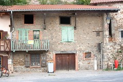 St-Symphorien sur Coise (Rhône) - Photo of Larajasse