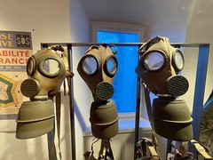 WW2 Gas Masks - Photo of Condat-sur-Vienne