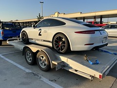 Porsche 911 Towing