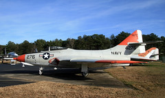 Grumman F9F-8 / F-9D / F-9J Cougar (Bu 144276)