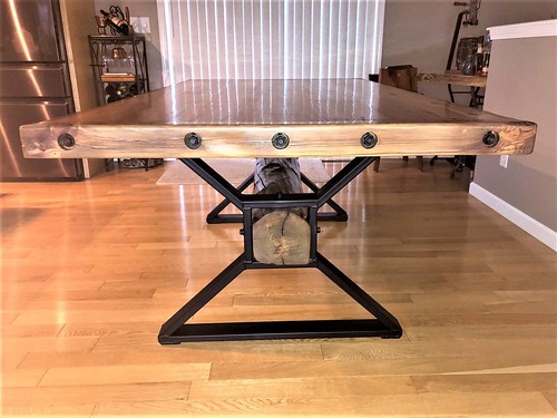 Table Legs with Square Center