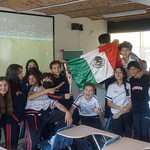 Febres apoyando a la selección de México