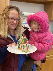 Gingerbread Houses 12-2022