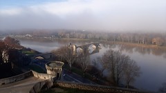 Un 25 décembre en Avignon, un Noël au balcon avec vue sur le pont - Photo of Châteaurenard