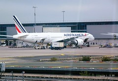 Air France B777-328(ER), F-GZND, named La Rochelle, MSN 777 (04/2009), as AF 17 New York (JFK) - Paris (CDG), Flight time: 6:28 - Photo of Mortefontaine