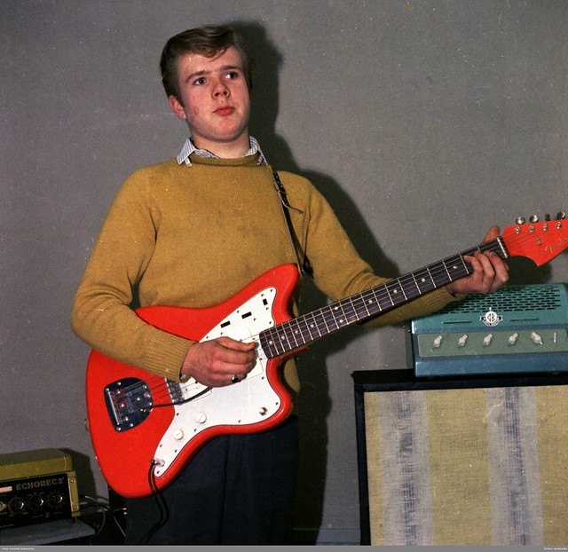 Photo：Tommy Svensson med Fender Jazzmaster, 1960‐tal By matsp888