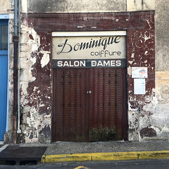 Old coiffure shop, Tonnerre