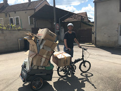 Ravières to Ancy le Franc with lots of rubbish in a Croozer Cargo bike trailer - Photo of Fontaines-les-Sèches