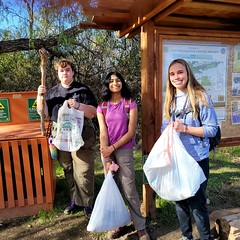 2022-12-23 Girl troop service - trail cleanup