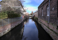 Reflections on the Iton - Photo of Évreux