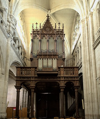Pipe Organ in Saint-Taurin of Évreux - Photo of Évreux