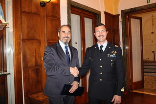 Il Maggiore Alex Milovan del IV Stormo e il Signor Pasquale Marinelli