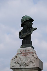 Monument aux morts @ Viviers-du-Lac - Photo of Billième